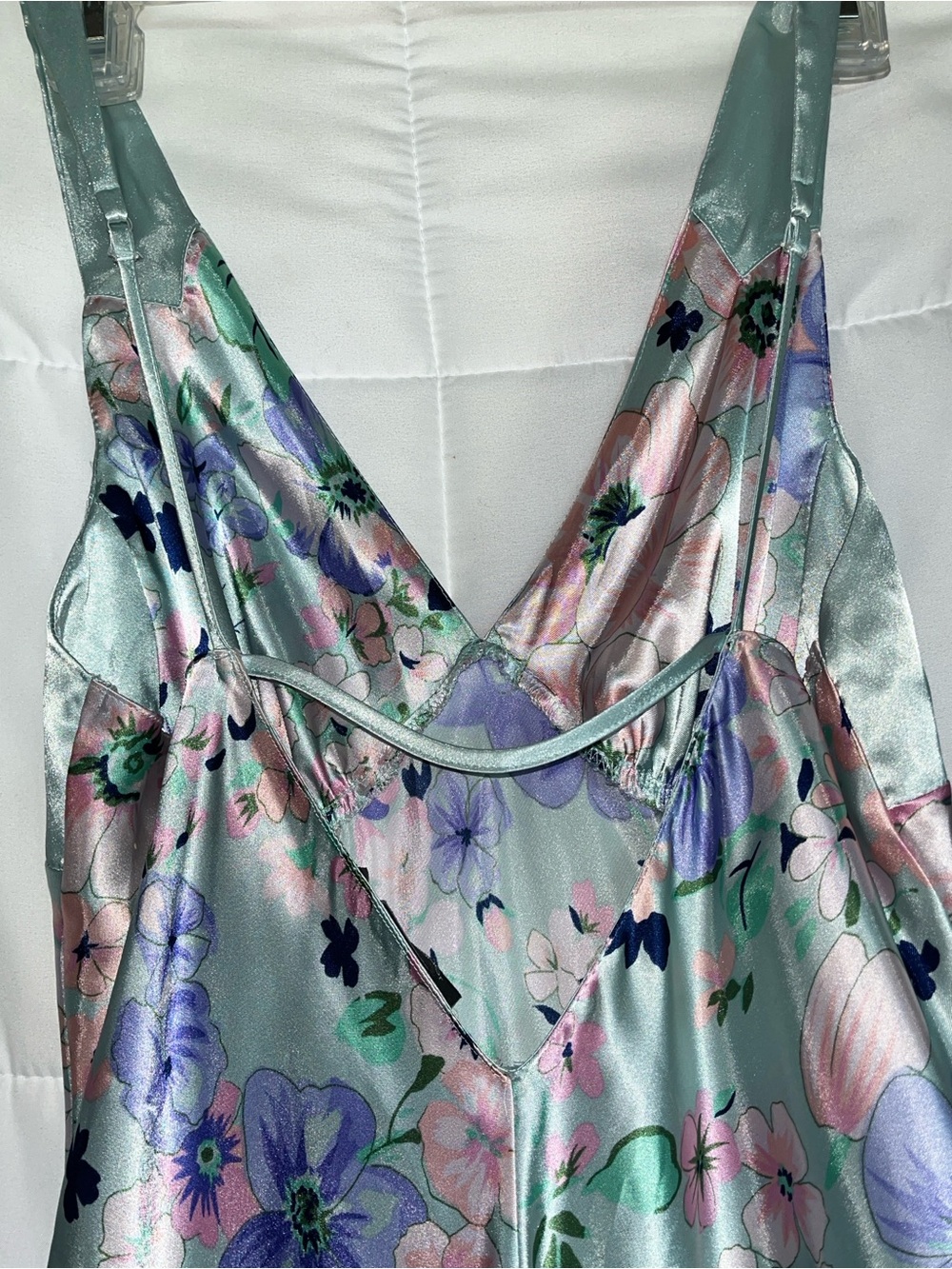Vintage Jones. New York Slip Dress Nightwear Pastel Florals Medium - Picture 10 of 12